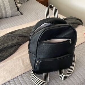 Thirty-one black pebble backpack purse